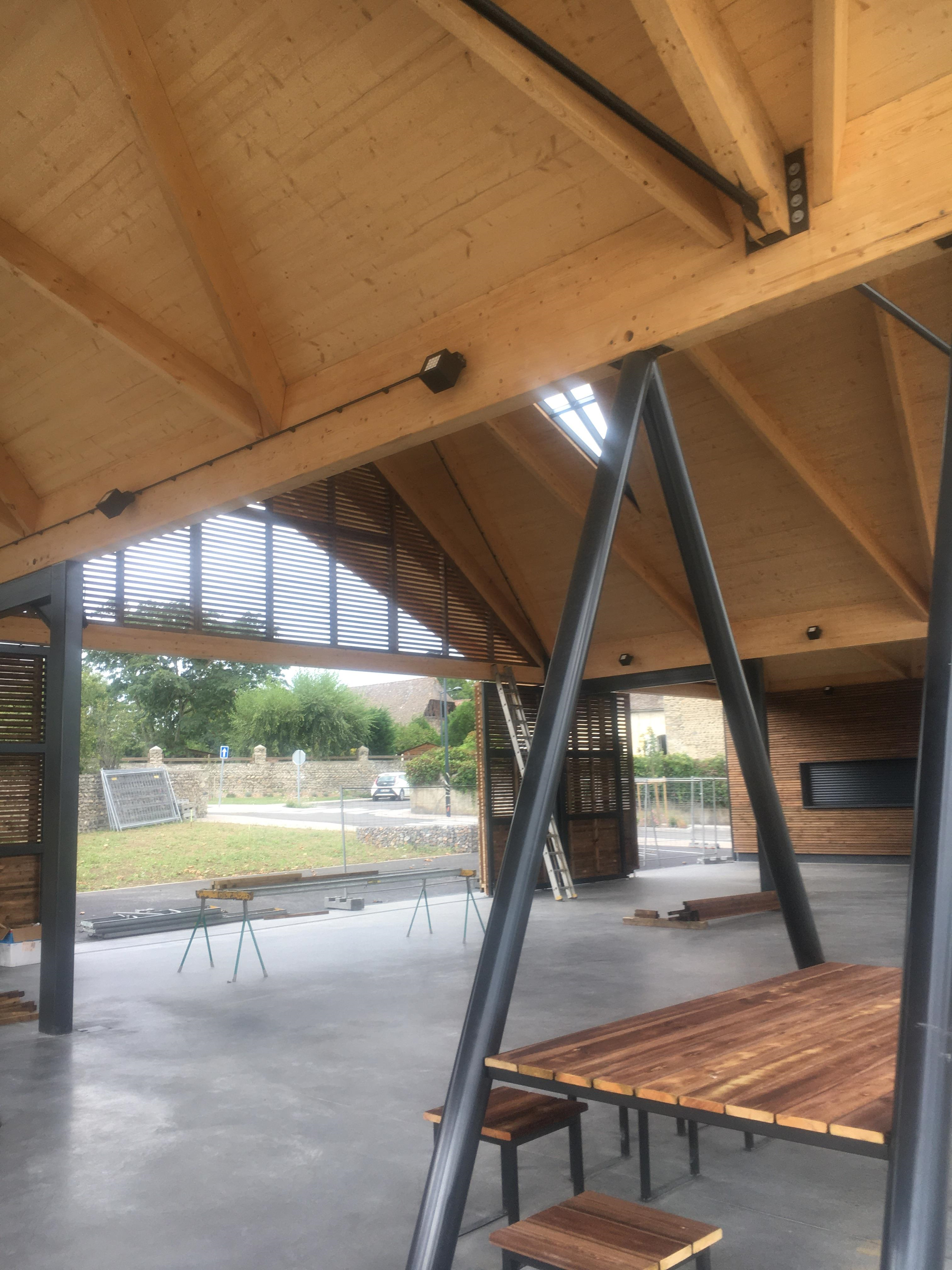 dessous halle